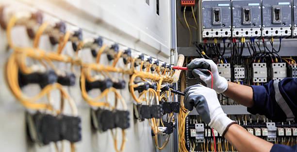 Professional Electrician technician working in Astoria, OR